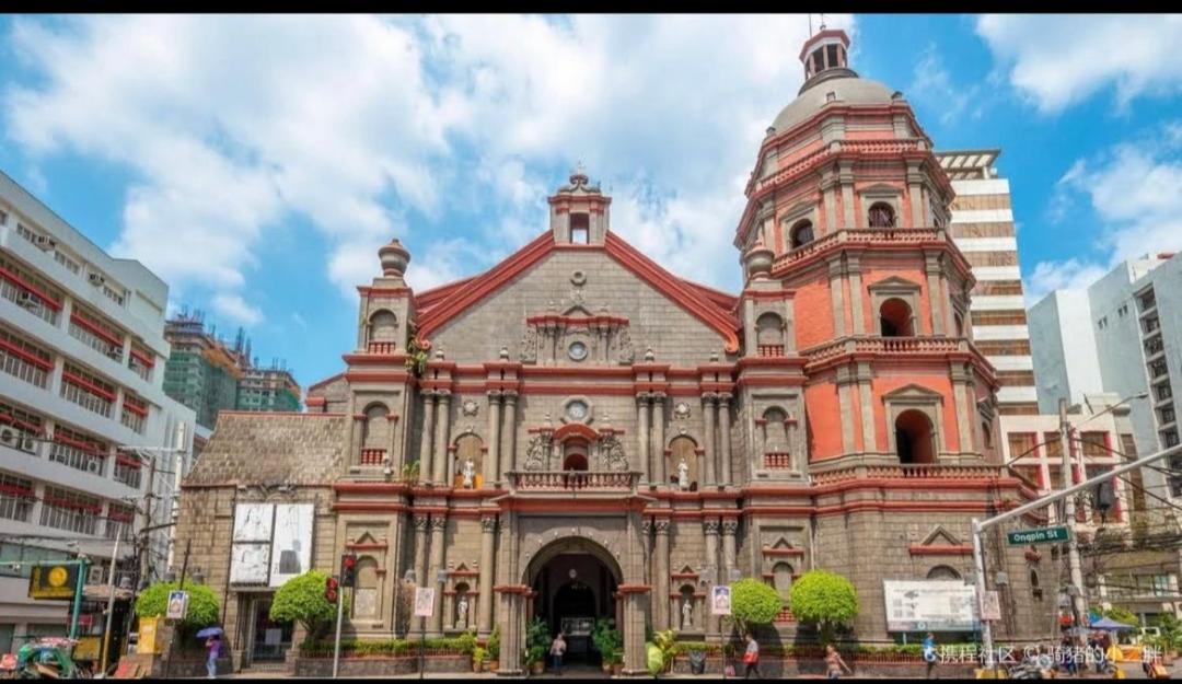 Pristine 1 Manila Bagian luar foto
