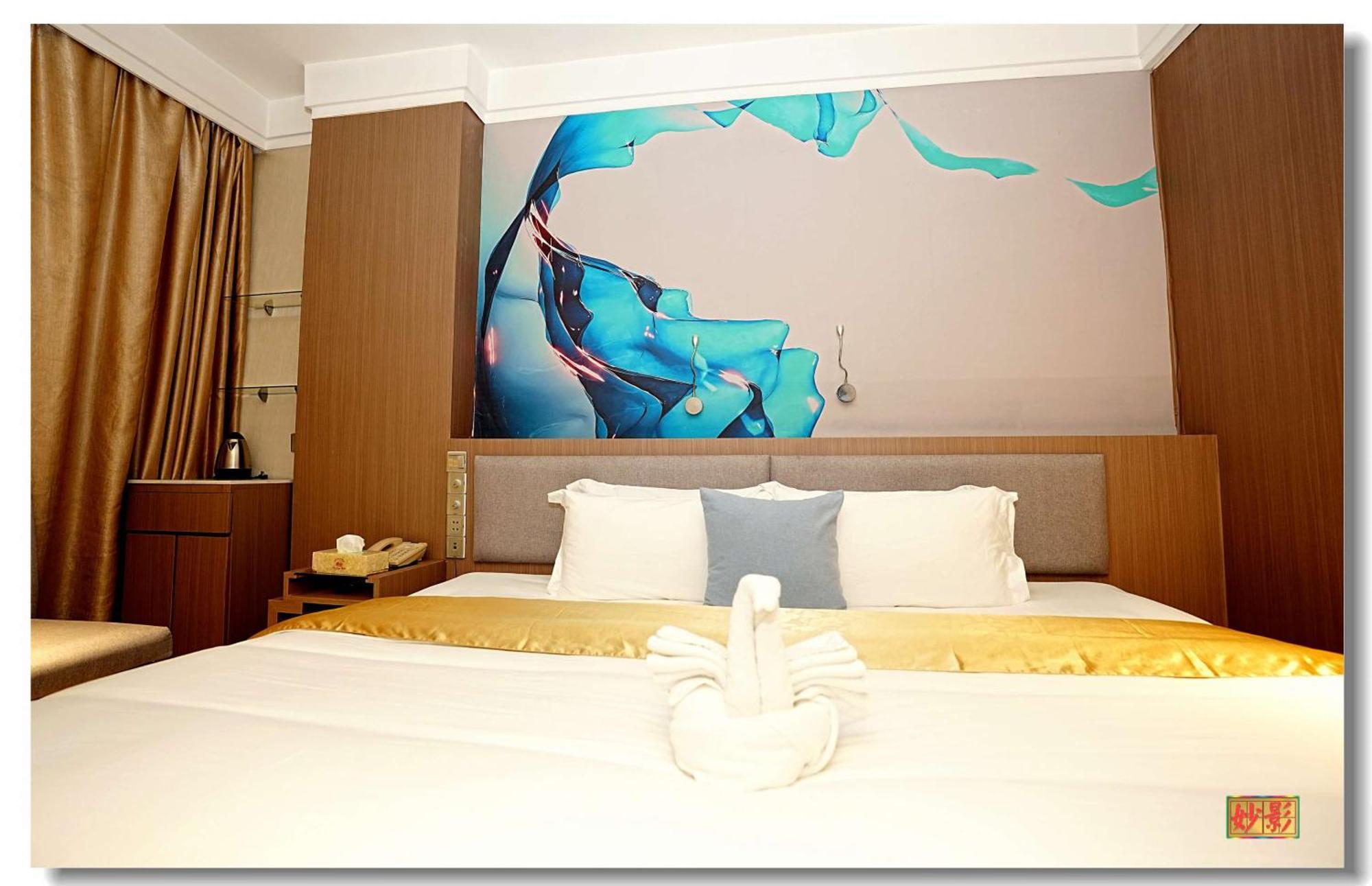 Pristine 1 Manila Bagian luar foto