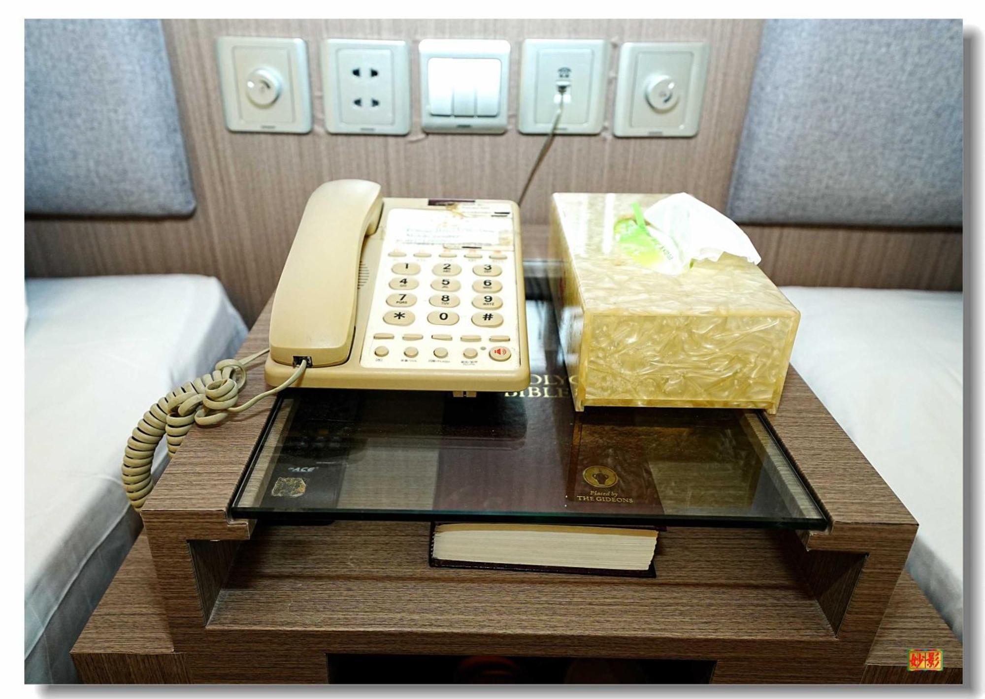 Pristine 1 Manila Bagian luar foto