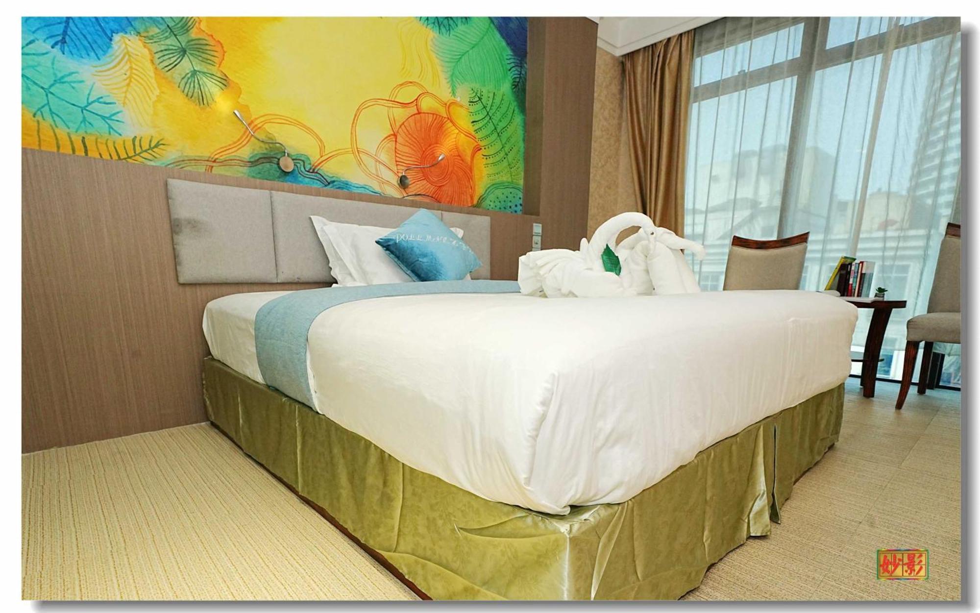 Pristine 1 Manila Bagian luar foto