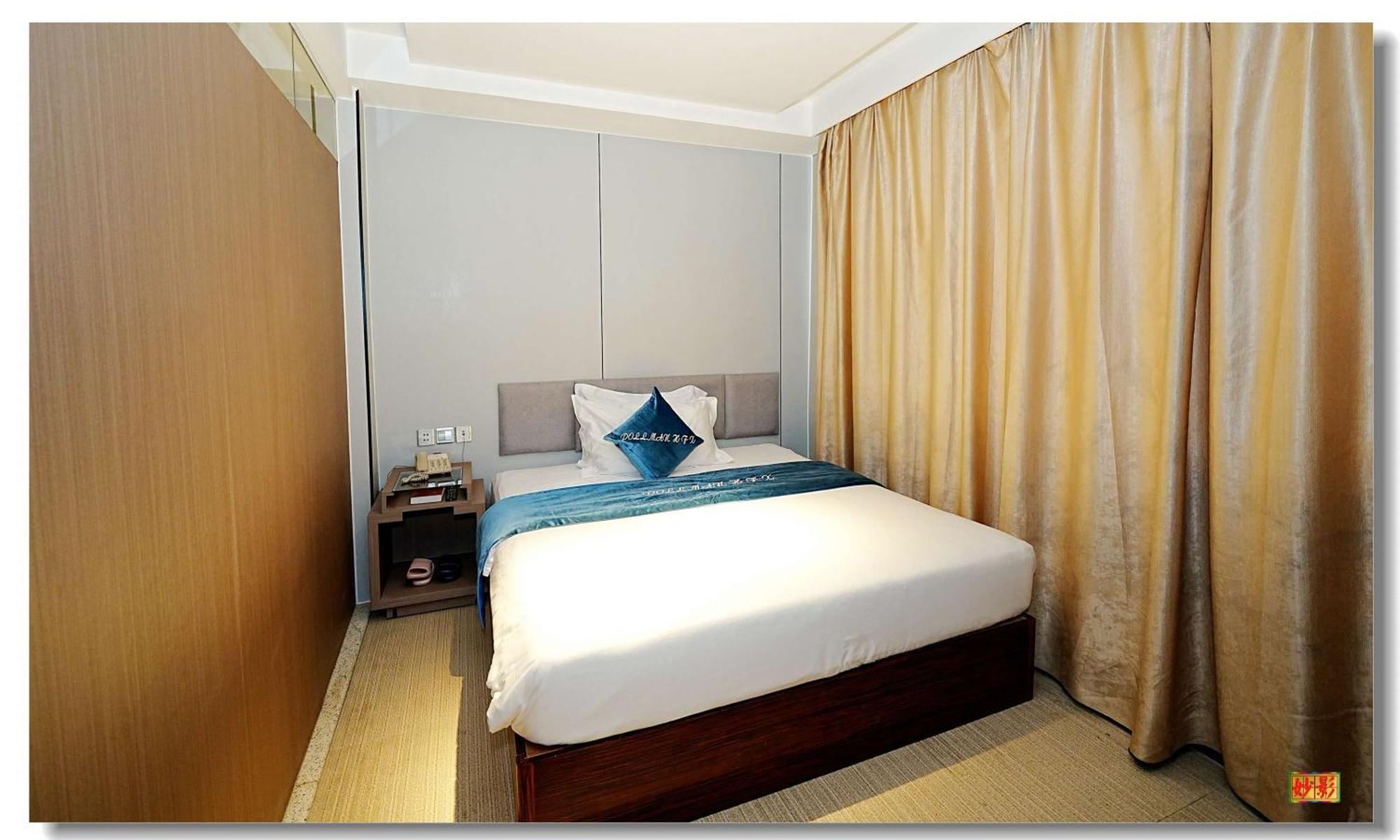Pristine 1 Manila Bagian luar foto